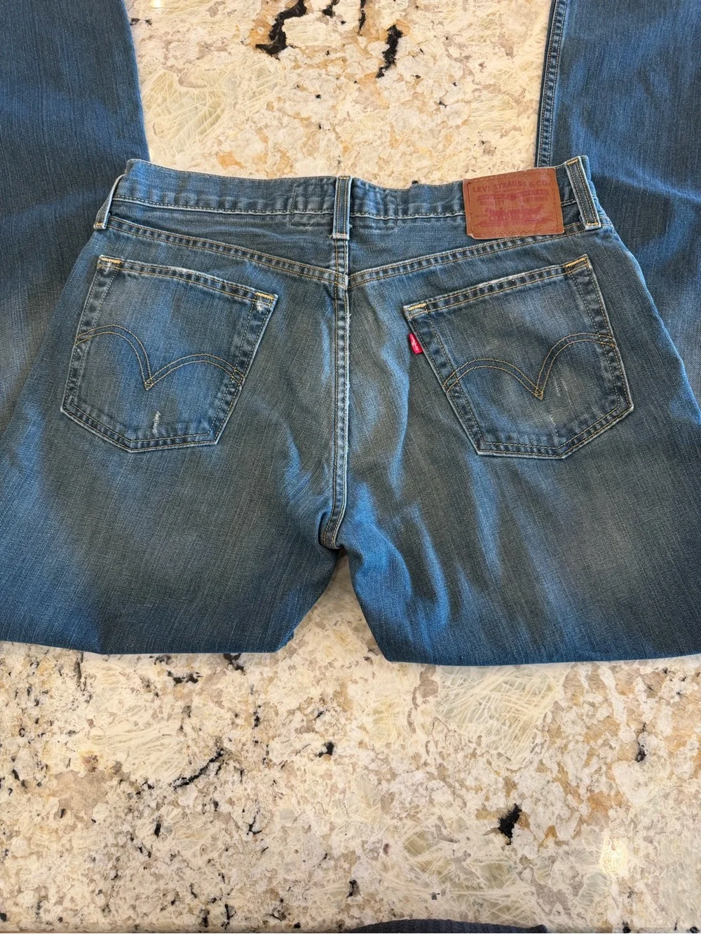 VINTAGE Levi's 527 Bootcut Jeans Men's 34x32 Blue Cotton Denim Medium Wash Y2K